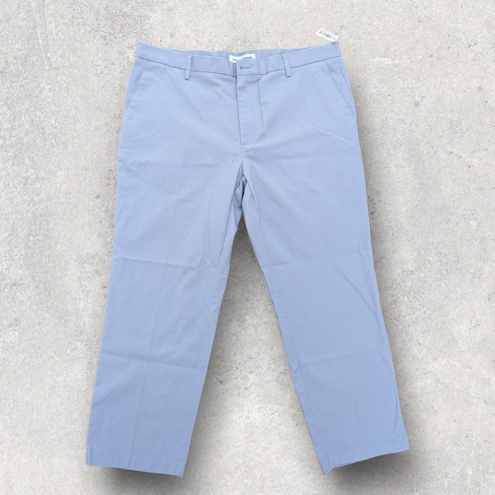 Men's Amazon Essentials Light Grey Chino Pant